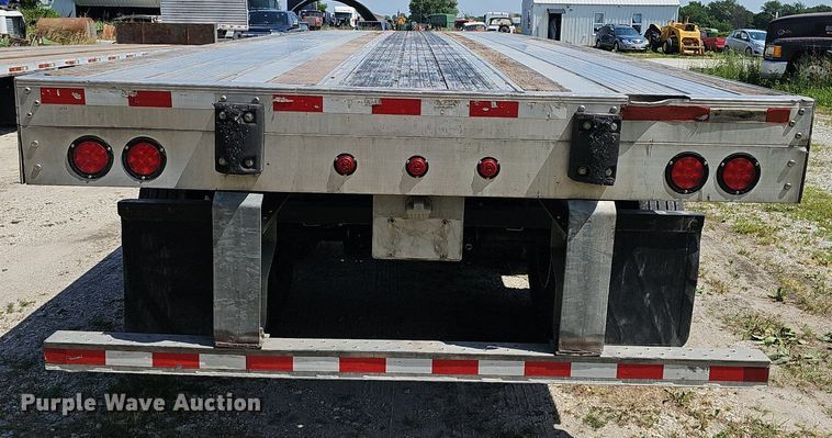 image for item EJ5678 2013 Hyundai Translead FC2480122-S flatbed trailer