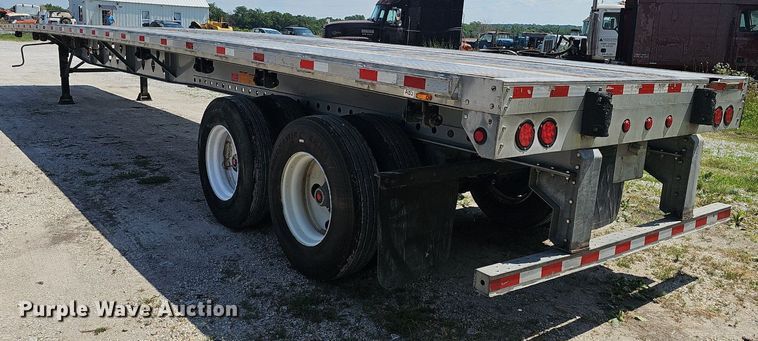 image for item EJ5678 2013 Hyundai Translead FC2480122-S flatbed trailer