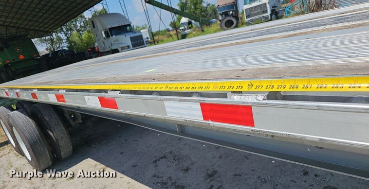 image for item EJ5678 2013 Hyundai Translead FC2480122-S flatbed trailer
