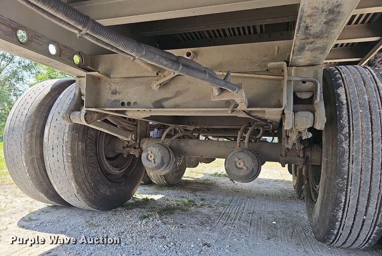 image for item EJ5678 2013 Hyundai Translead FC2480122-S flatbed trailer