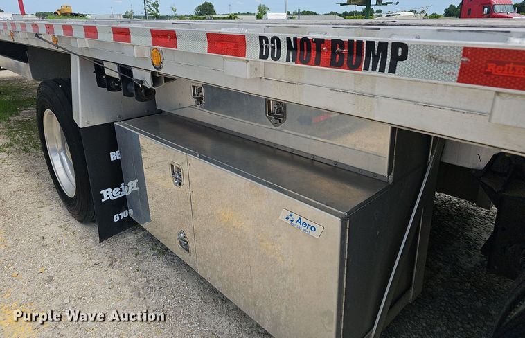 image for item EJ5707 2019 Reitnouer flatbed trailer