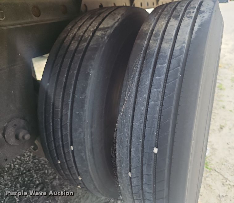 image for item EJ5708 2017 Utility Trailer  dry van trailer