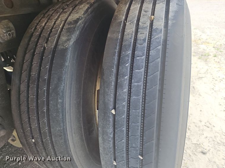 image for item EJ5708 2017 Utility Trailer  dry van trailer