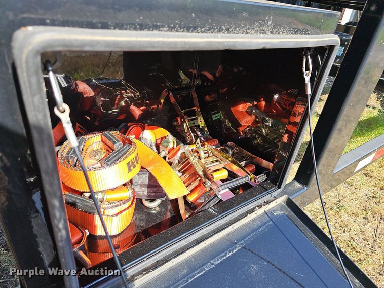 image for item EJ5709 2020 Sun Country Trailers car carrier