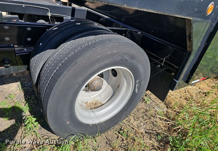 image for item EJ5709 2020 Sun Country Trailers car carrier