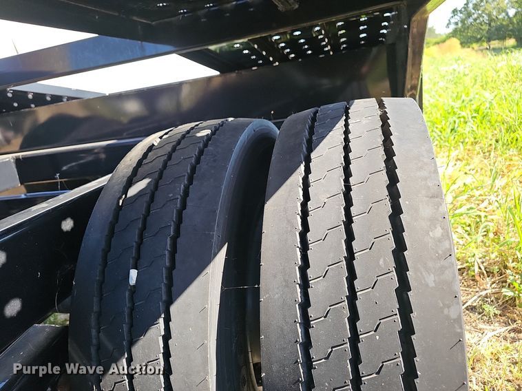 image for item EJ5709 2020 Sun Country Trailers car carrier