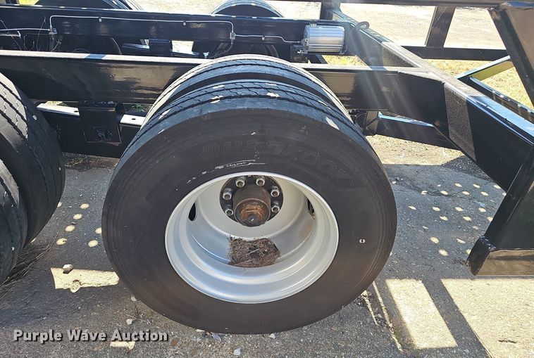 image for item EJ5709 2020 Sun Country Trailers car carrier