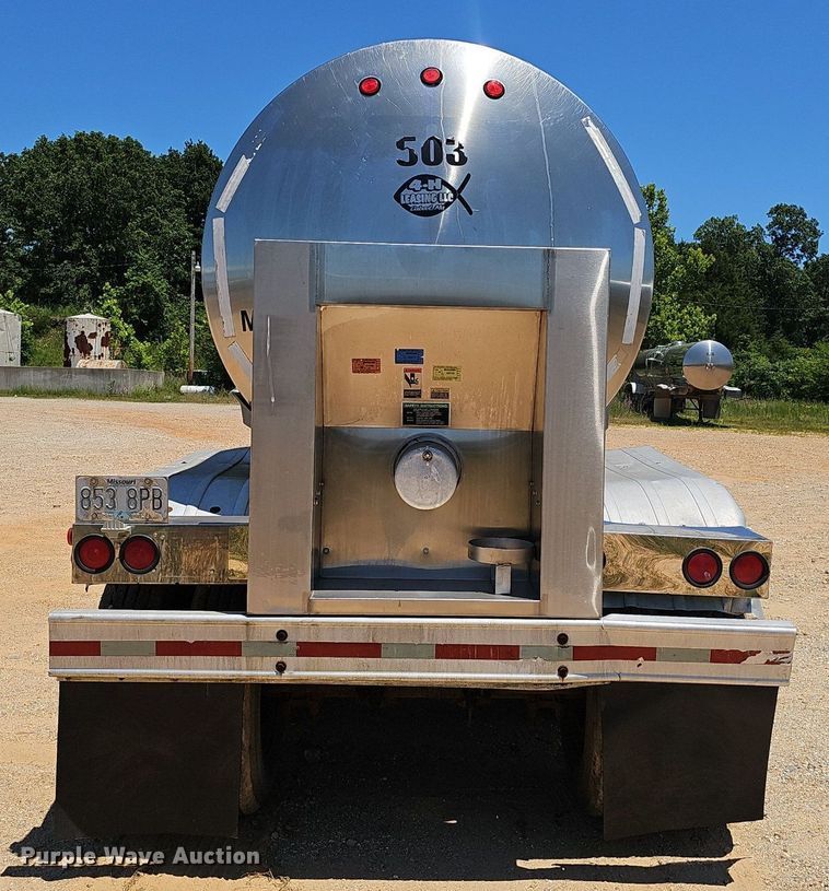 image for item EJ5714 1989 Walker  Stainless Steel tank trailer