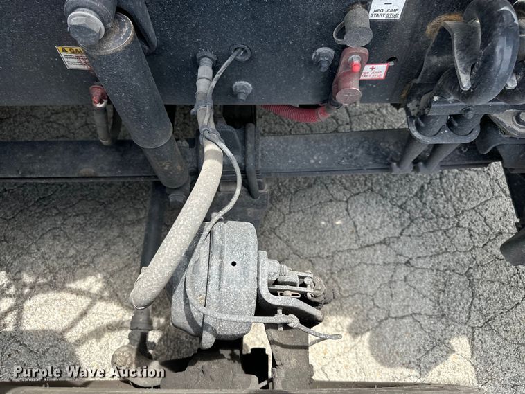 image for item EJ6891 2020 Western Star  5700XE semi truck