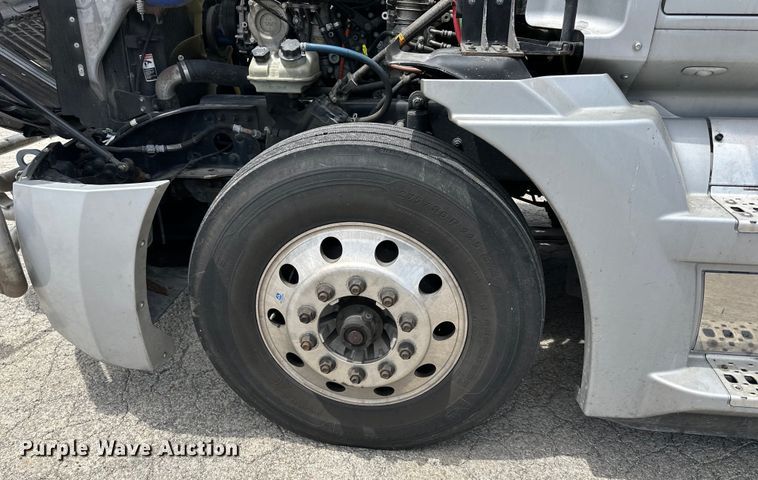 image for item EJ6891 2020 Western Star  5700XE semi truck