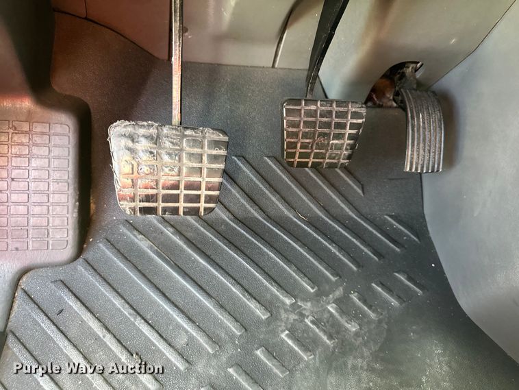 image for item EJ6894 2014 International  ProStar Plus 122 semi truck