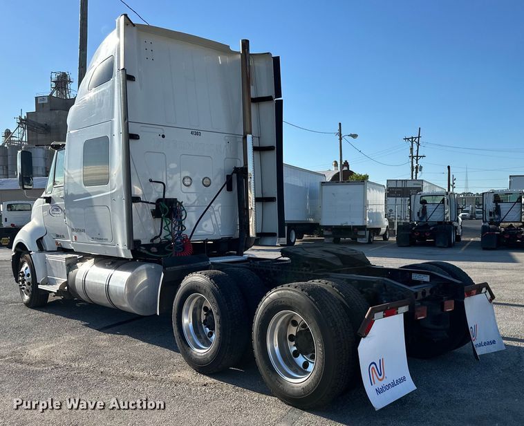 image for item EJ6895 2014 International ProStar Plus 122 semi truck