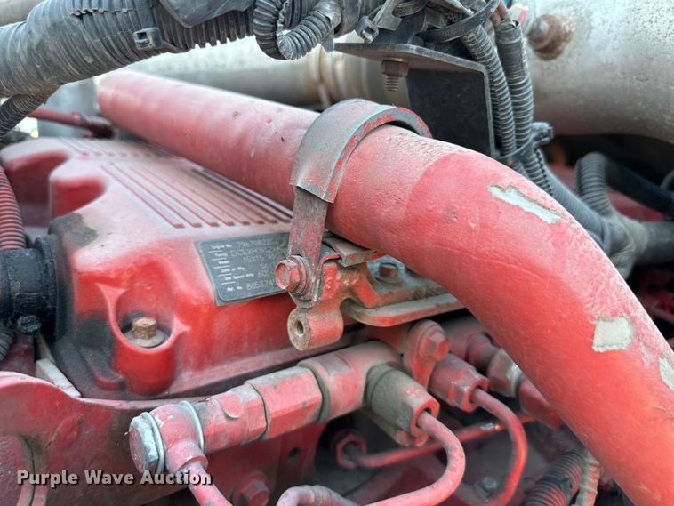 image for item EJ6895 2014 International ProStar Plus 122 semi truck