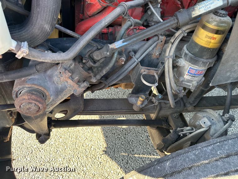 image for item EJ6895 2014 International ProStar Plus 122 semi truck