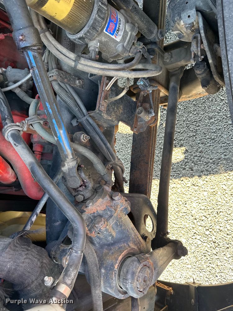 image for item EJ6896 2014 International  ProStar Plus 122 semi truck