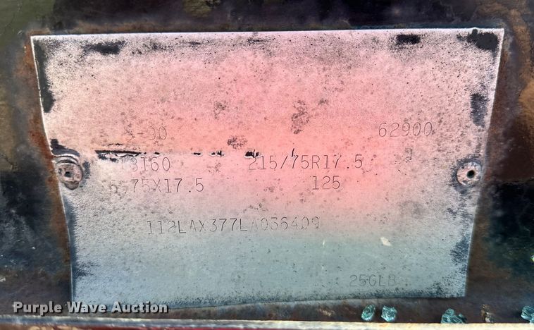 image for item EJ6899 1990 Eager Beaver  lowboy equipment trailer