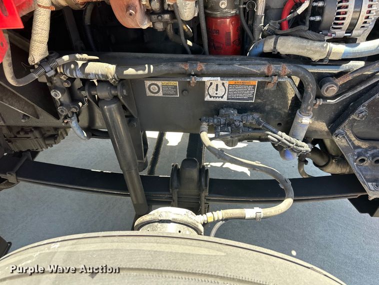 image for item EJ6905 2016 Kenworth T400 semi truck