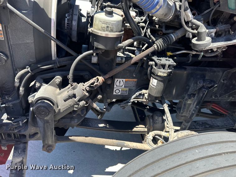 image for item EJ6905 2016 Kenworth T400 semi truck