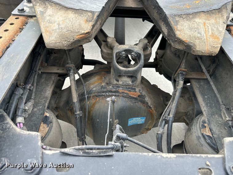 image for item EJ6988 2016 Kenworth  T400 semi truck