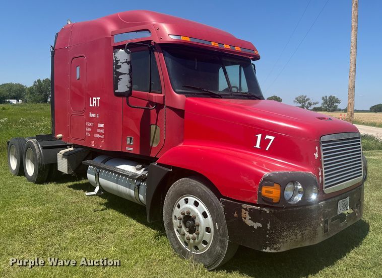 image for item EK1407 2001 Freightliner  CST120 semi truck