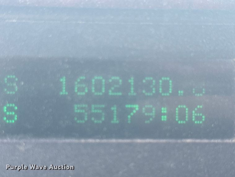 image for item EK1407 2001 Freightliner  CST120 semi truck