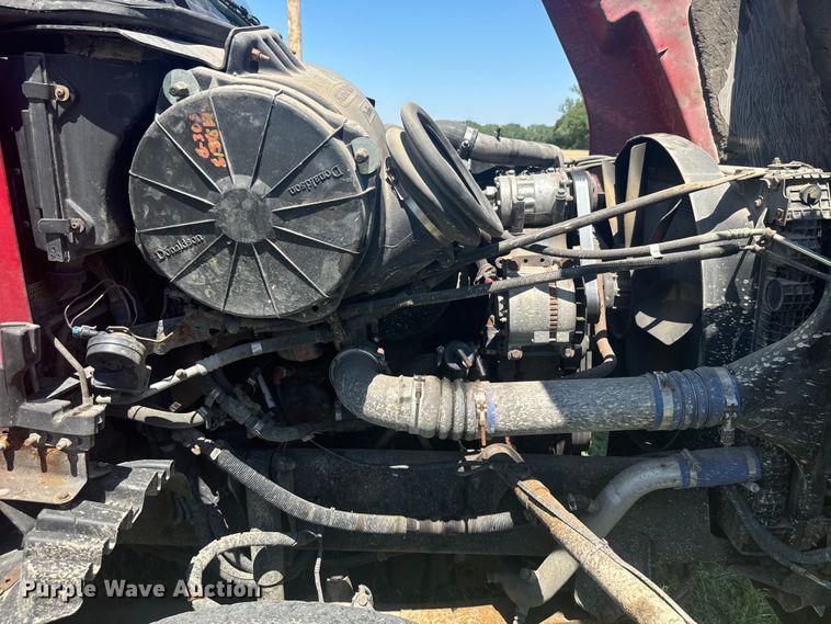 image for item EK1407 2001 Freightliner  CST120 semi truck