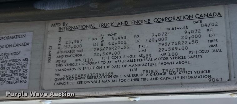 image for item EK1408 2003 International  9200i semi truck