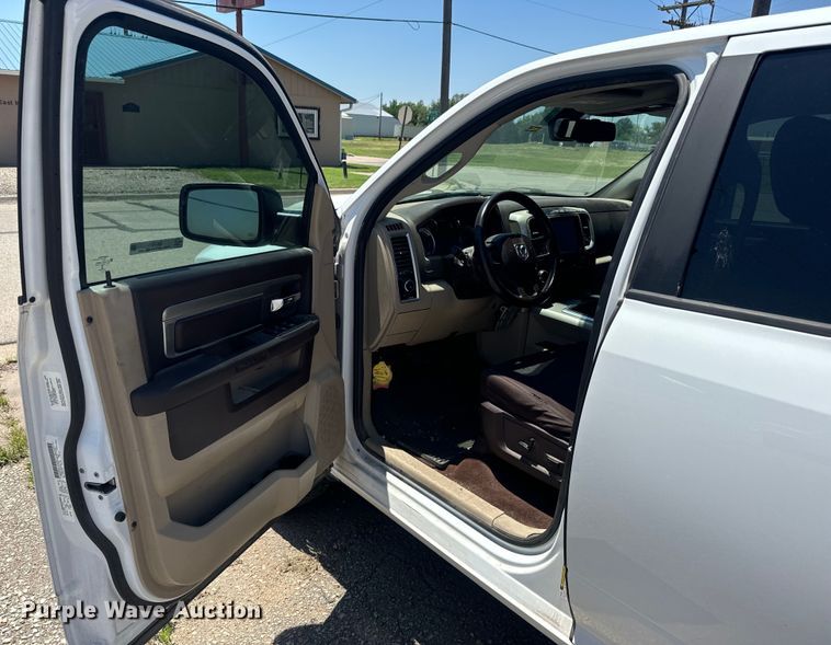 image for item EK1411 2014 Dodge Ram 1500 Crew Cab pickup truck