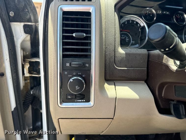 image for item EK1411 2014 Dodge Ram 1500 Crew Cab pickup truck