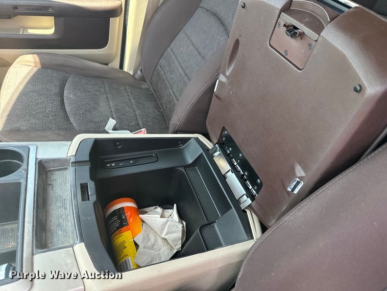 image for item EK1411 2014 Dodge Ram 1500 Crew Cab pickup truck