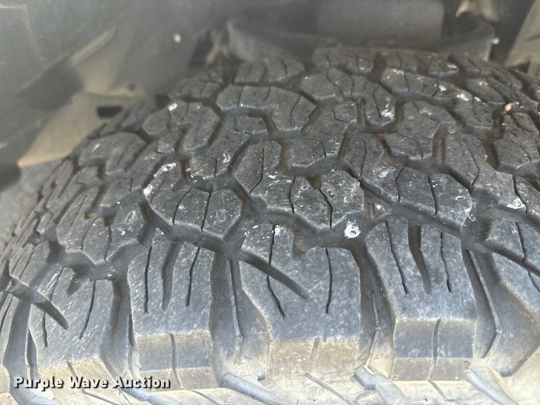 image for item EK1411 2014 Dodge Ram 1500 Crew Cab pickup truck