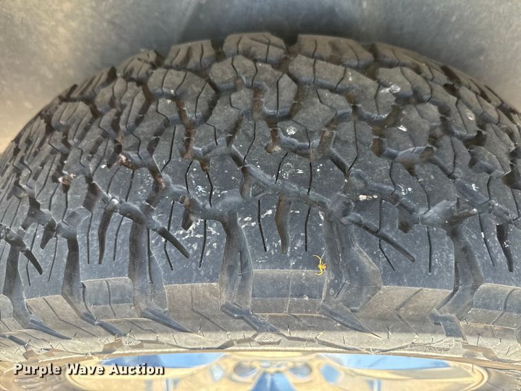 image for item EK1411 2014 Dodge Ram 1500 Crew Cab pickup truck