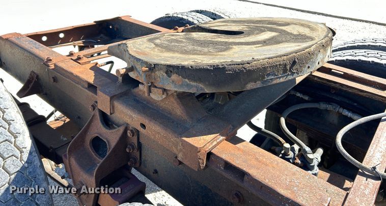 image for item EK4774 1982 International  CO-9670 semi truck