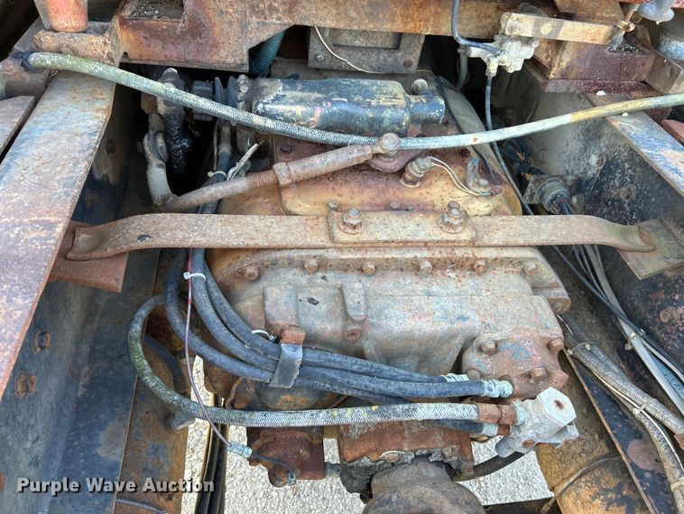 image for item EK4774 1982 International  CO-9670 semi truck