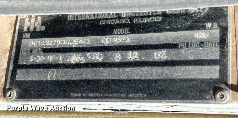 image for item EK4774 1982 International  CO-9670 semi truck