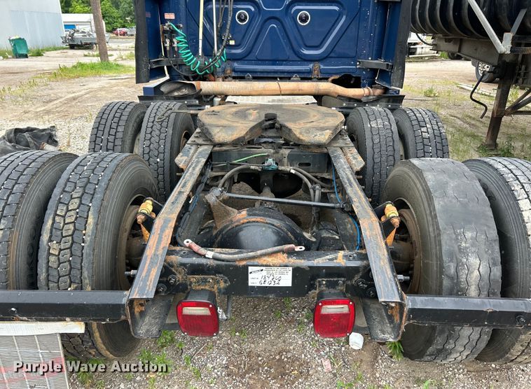 image for item EK4845 2015 Freightliner  Cascadia Evolution semi truck