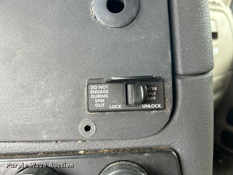 image for item EK4845 2015 Freightliner  Cascadia Evolution semi truck