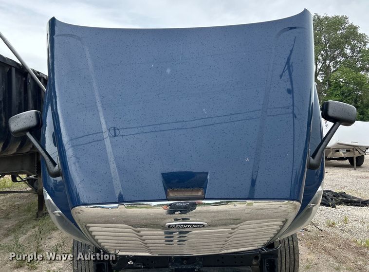 image for item EK4845 2015 Freightliner  Cascadia Evolution semi truck