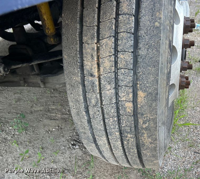 image for item EK4845 2015 Freightliner  Cascadia Evolution semi truck