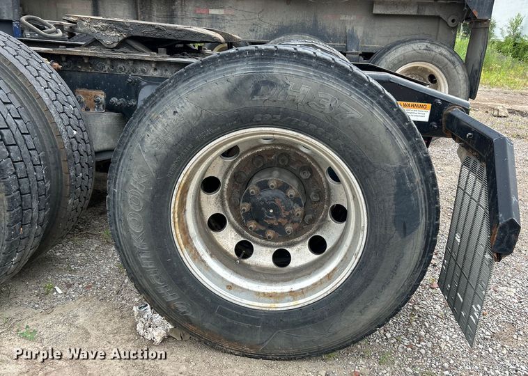 image for item EK4845 2015 Freightliner  Cascadia Evolution semi truck