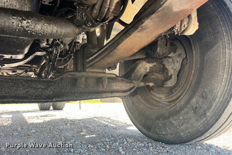 image for item EK8639 2008 Kenworth T300 semi truck