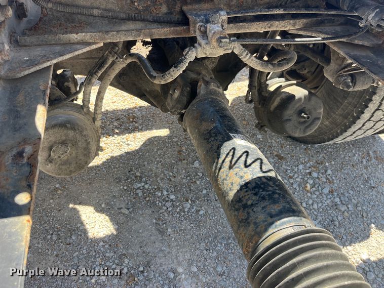 image for item EK8639 2008 Kenworth T300 semi truck