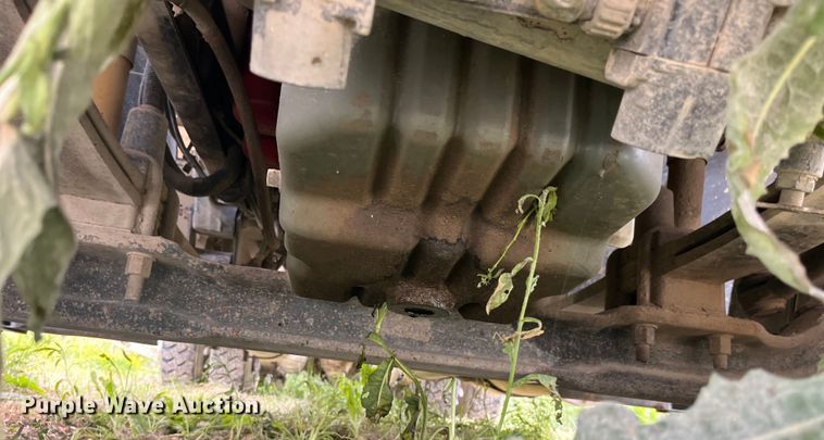 image for item EK8664 2003 Freightliner  Columbia semi truck