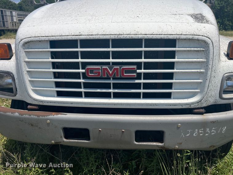 image for item EK8665 1999 GMC C6500 box truck