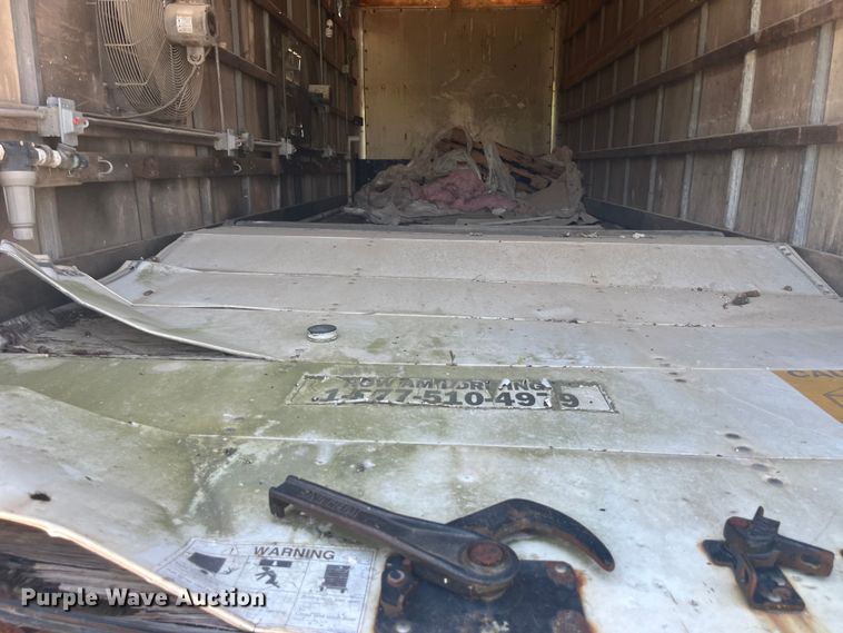 image for item EK8665 1999 GMC C6500 box truck