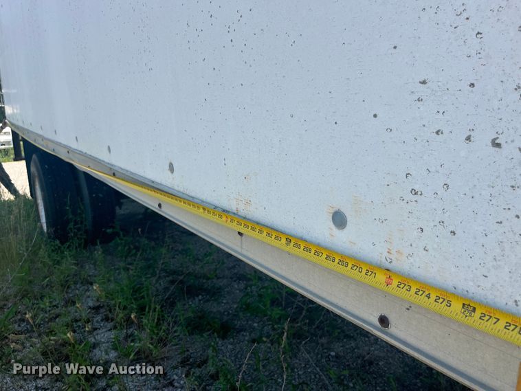 image for item EK8665 1999 GMC C6500 box truck