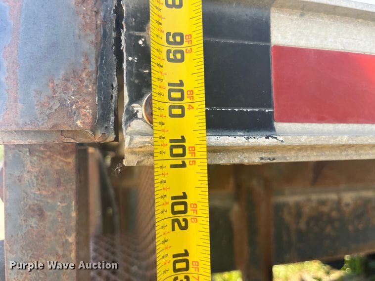 image for item EK8665 1999 GMC C6500 box truck