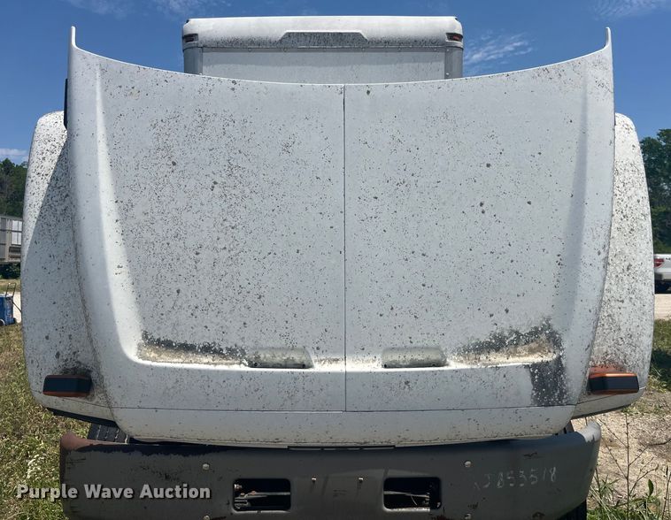 image for item EK8665 1999 GMC C6500 box truck