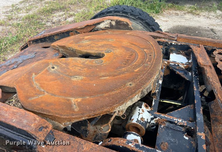 image for item EK8666 2011 Cargotec 4X2 yard truck