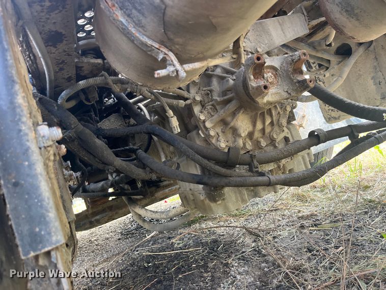 image for item EK8666 2011 Cargotec 4X2 yard truck